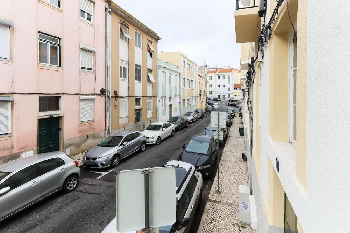 Typical 2 Charming Flat By Homeful Homes * Lisboa