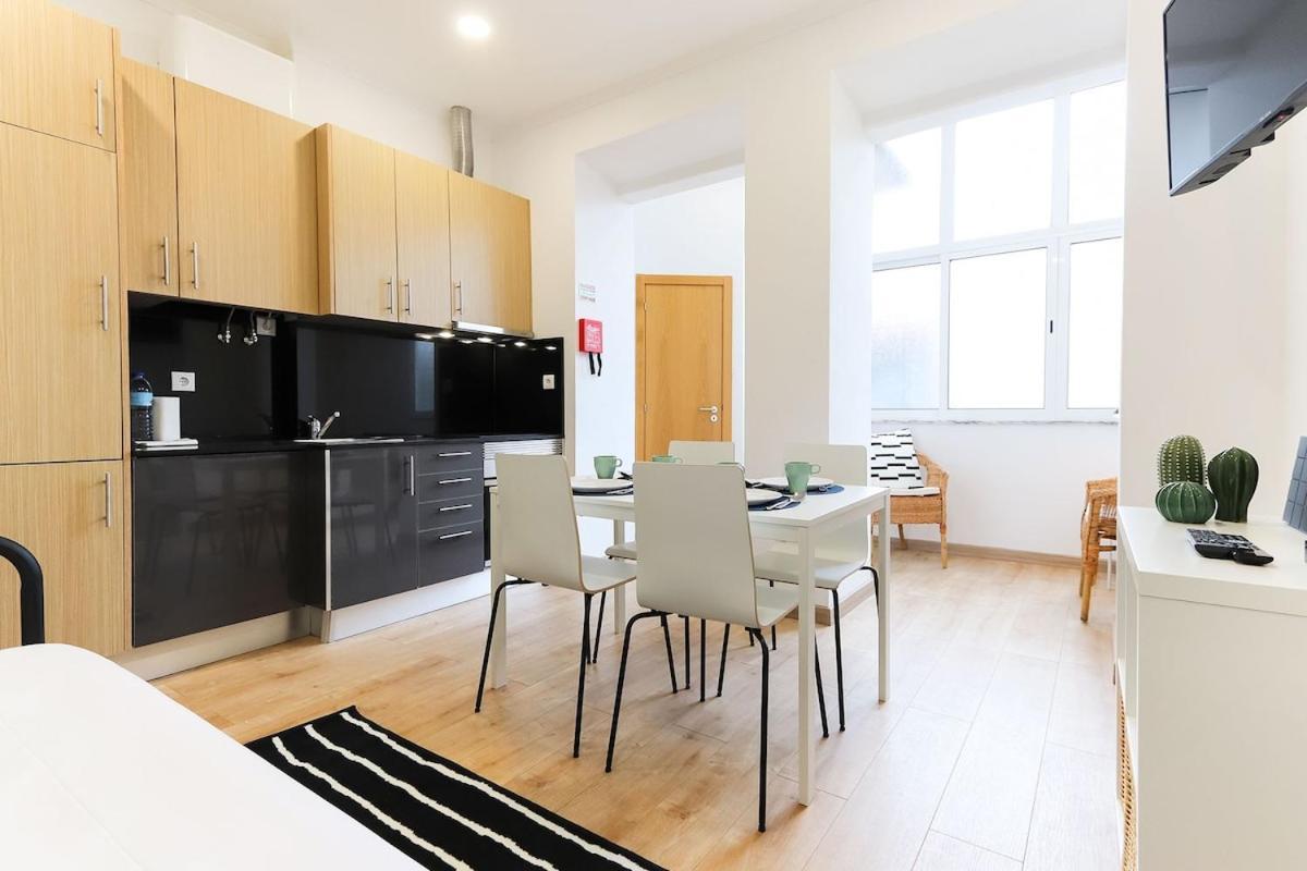 Typical 2 Charming Flat By Homeful Homes * Lisboa
